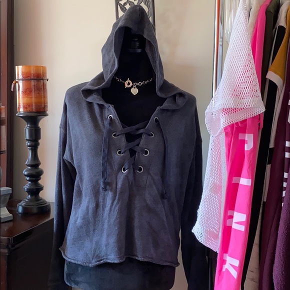 Lace hoodie - Picture 3 of 5